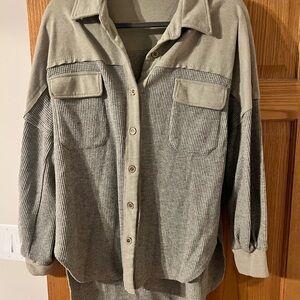 Casual Olive Green Button-Up Women's Top